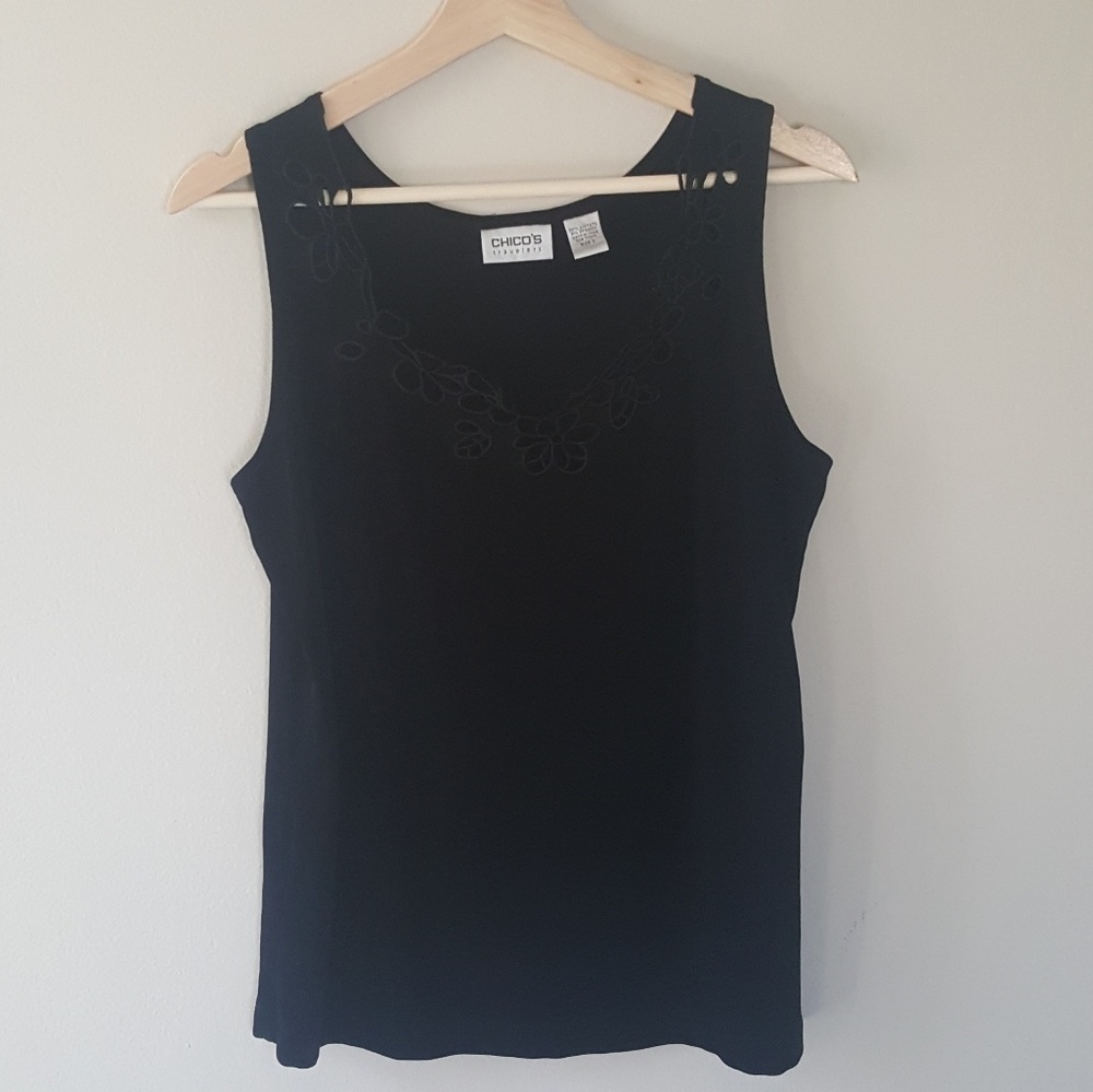 Chico's Black Top - Small (2)